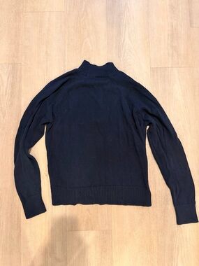 Quince navy crewneck sweater